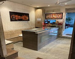 Hotel Pace Hero Honda Chowk