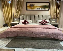 Hotel Pace Hero Honda Chowk