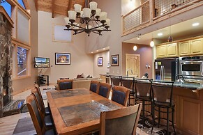 Skislope Sanctuary Close to Outdoor Activities