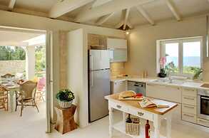 Kallista House - Beautifully Appointed 3 bed Villa