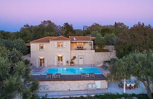 Kallista House - Beautifully Appointed 3 bed Villa