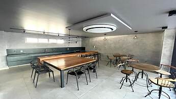 Miramar Box Bessa