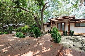 Find Peace - Tiny House in Japanese Garden