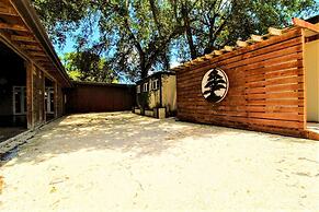 Find Peace - Tiny House in Japanese Garden
