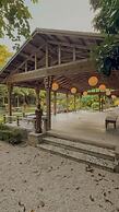 Find Peace - Tiny House in Japanese Garden