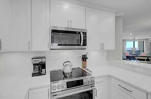 502 Summerhouse by Avantstay Ocean Front Condo w/ Community Pool Acces