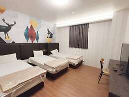 ROYAL BUSINESS HOTEL