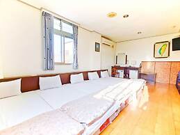 ROYAL BUSINESS HOTEL