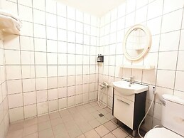 ROYAL BUSINESS HOTEL