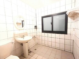 ROYAL BUSINESS HOTEL