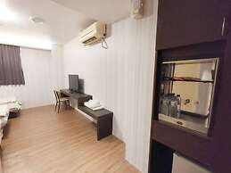 ROYAL BUSINESS HOTEL