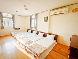 ROYAL BUSINESS HOTEL