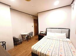 ROYAL BUSINESS HOTEL