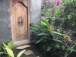 CASA NARROW VILLA - ROTE