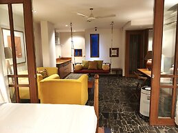 The Sky Imperial Aarivaa Luxury Homestay