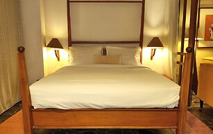 The Sky Imperial Aarivaa Luxury Homestay