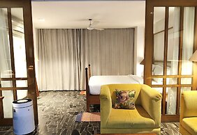 The Sky Imperial Aarivaa Luxury Homestay