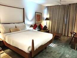 The Sky Imperial Aarivaa Luxury Homestay