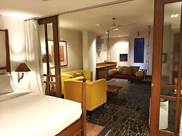 The Sky Imperial Aarivaa Luxury Homestay