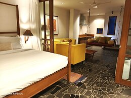 The Sky Imperial Aarivaa Luxury Homestay