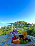 Olivia's Hill Resort