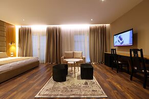 Olivia's Hill Resort