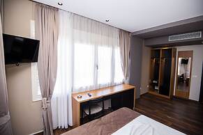 Olivia's Hill Resort