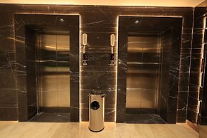 Krishna Hotel And Resort