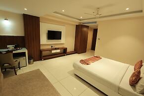 Krishna Hotel And Resort