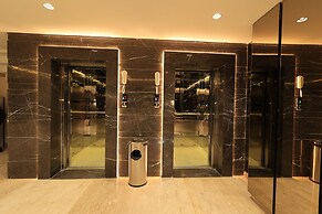 Krishna Hotel And Resort