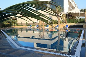 Krishna Hotel And Resort