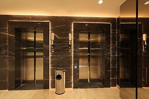 Krishna Hotel And Resort