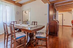 Aglaia Luxury Lake View by Wonderful Italy