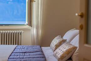 Aglaia Luxury Lake View by Wonderful Italy