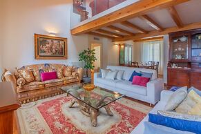 Aglaia Luxury Lake View by Wonderful Italy