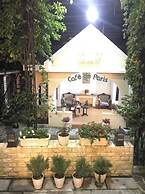 Le Petit Paris Hotel