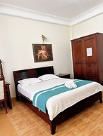 Le Petit Paris Hotel