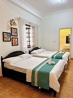 Le Petit Paris Hotel