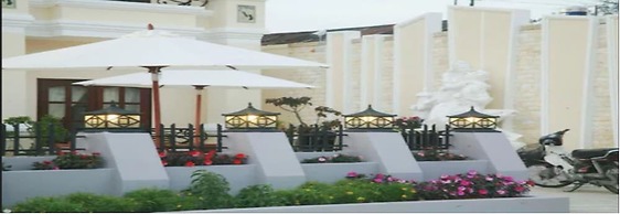 Le Petit Paris Hotel