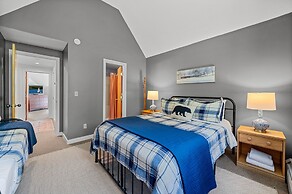 Beautiful 2br/2ba Fall Line Condo W/ Mountain Views, Pool, Hot Tub, Sa