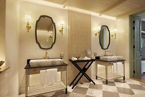 Charras Bhawan Hotel and Residences