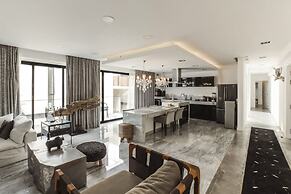 Black House Aldea Zama