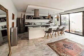 Black House Aldea Zama