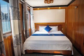 halong marina bay cruise