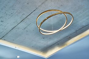 Luxury House With Pool