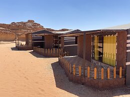 Glamping at wadi rum under the sun