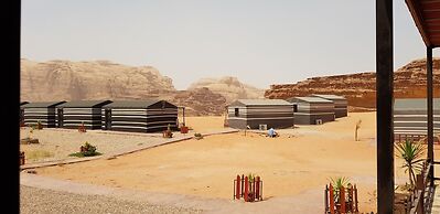 Glamping at wadi rum under the sun