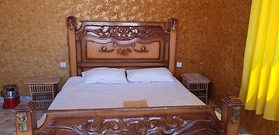 Glamping at wadi rum under the sun