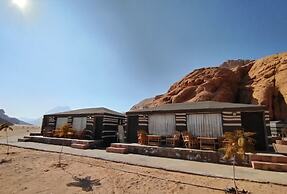 Glamping at wadi rum under the sun