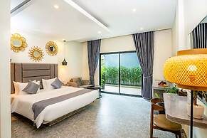 Rainforest Hotel by NSUN